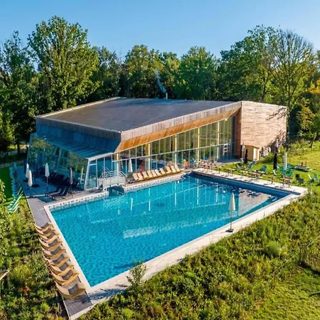 Cozy With Pool Antoing