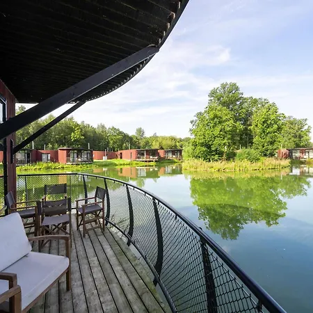 Cozy With Pool *
